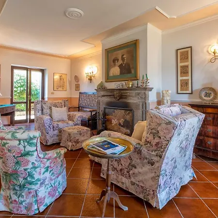 Sardinia Re - Donna Beatrice * ألغيرو