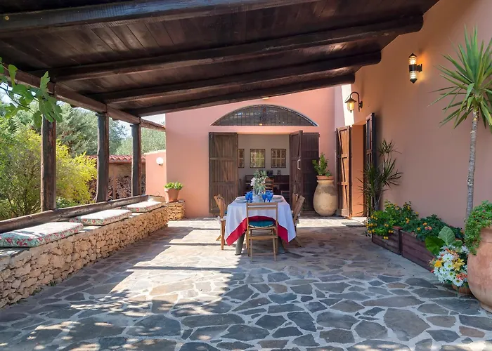 Sardinia Re - Donna Beatrice Villa Alghero